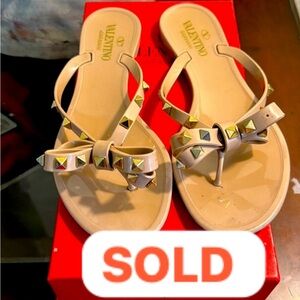 VALENTINO GARAVANI preowned size 39